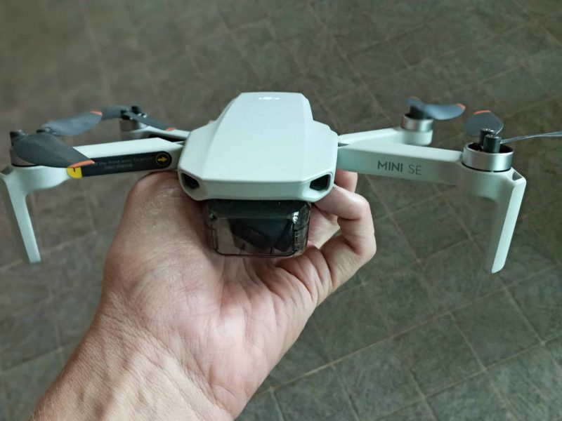 DJI Mini SE in my hand